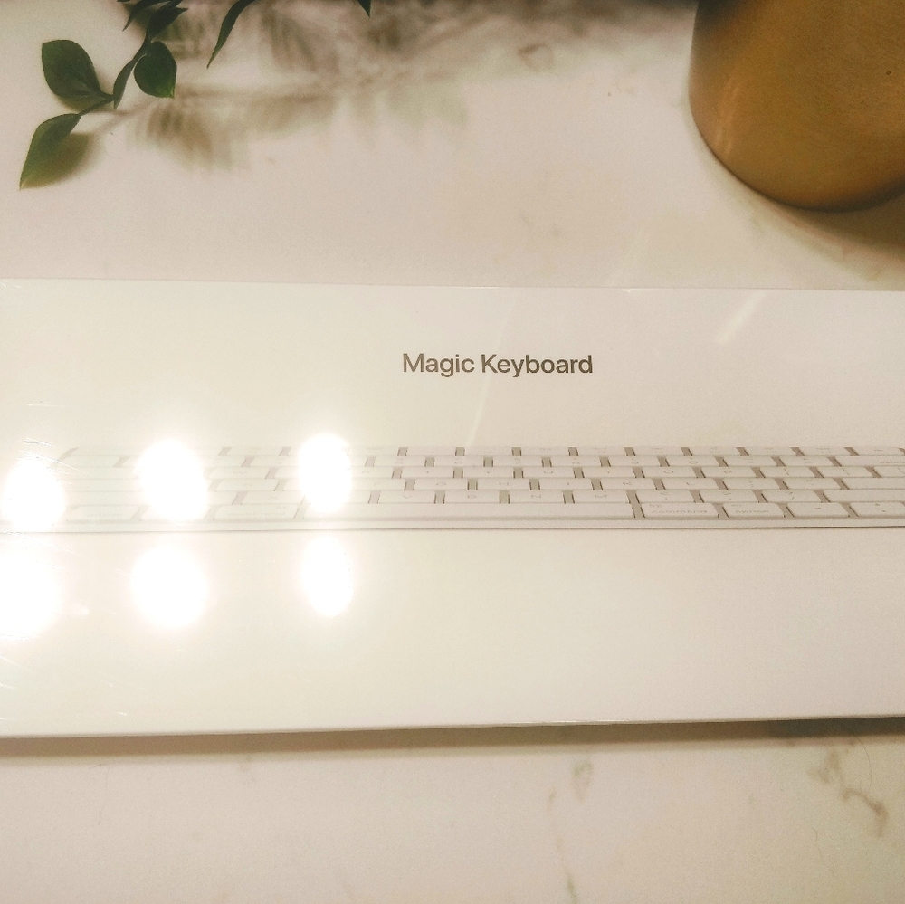 Apple Magic Keyboard - Brand new